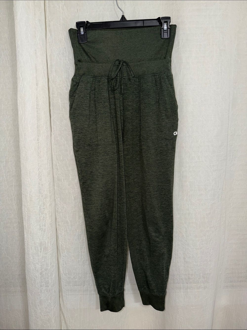 GAP XS Heather Camo Green High Drawstring Waist Fit Brushed Tech Jersey Joggers